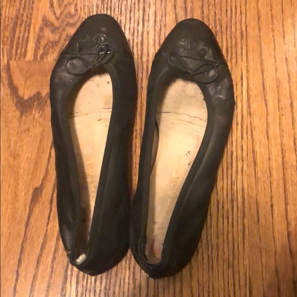 Chanel black flats